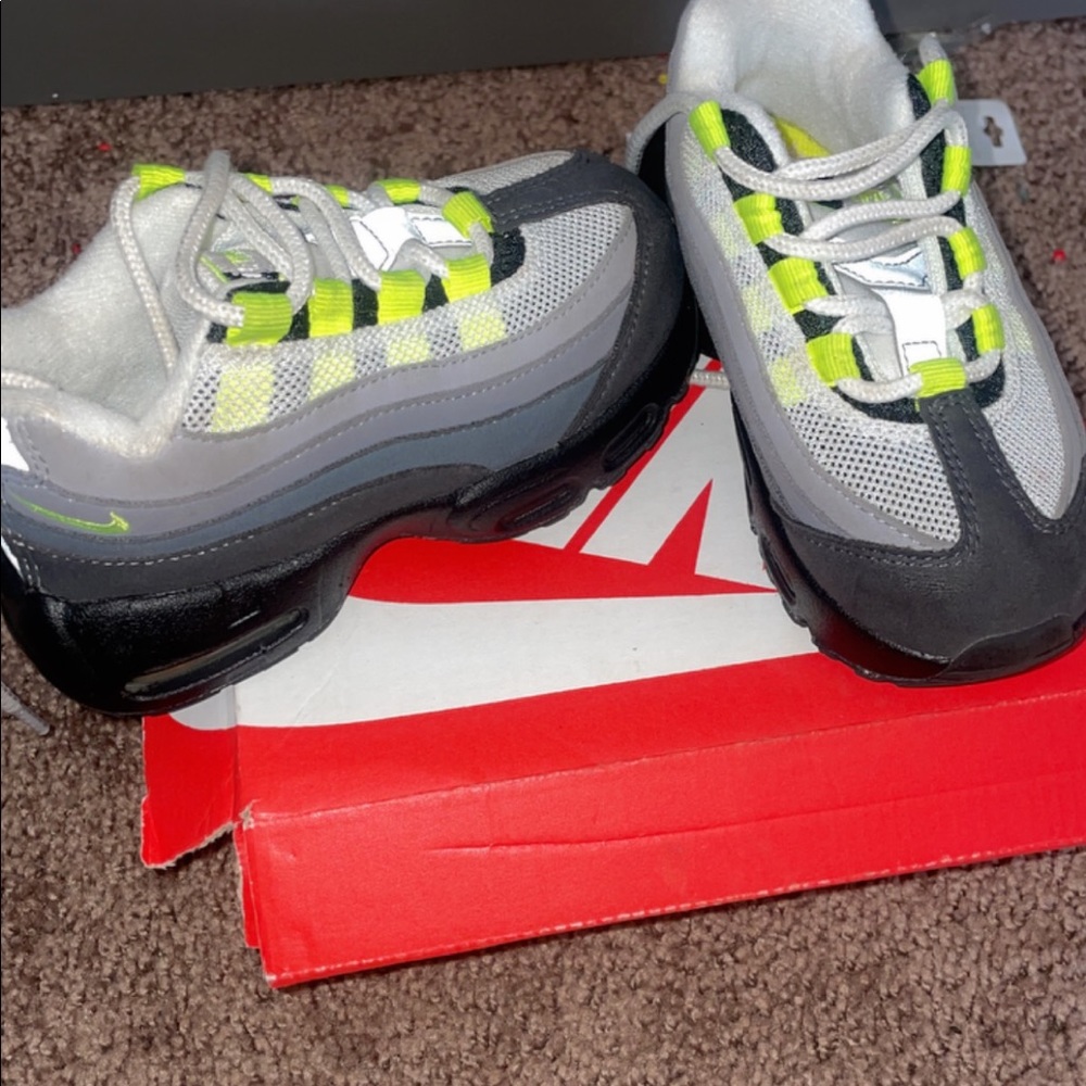 COPY - Toddler 10c Nike air Max